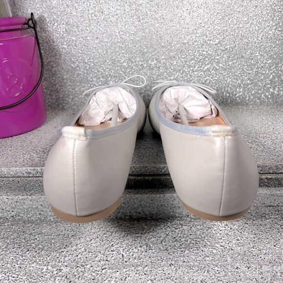 Journee Collection VIKA Vegan Leather Pointed Flats Shoes Size 9 JC - Picture 6 of 8